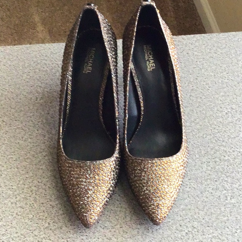 MK Glitter Pumps